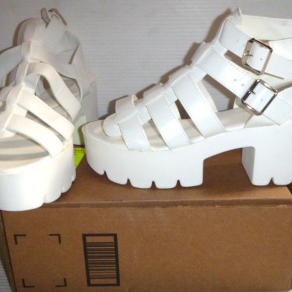 READYSALTED Pair of Womens Chunky Platform Sandals Comfortable Gladiator Open To - Picture 2 of 2